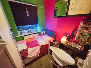 Photo 1- click for photo gallery